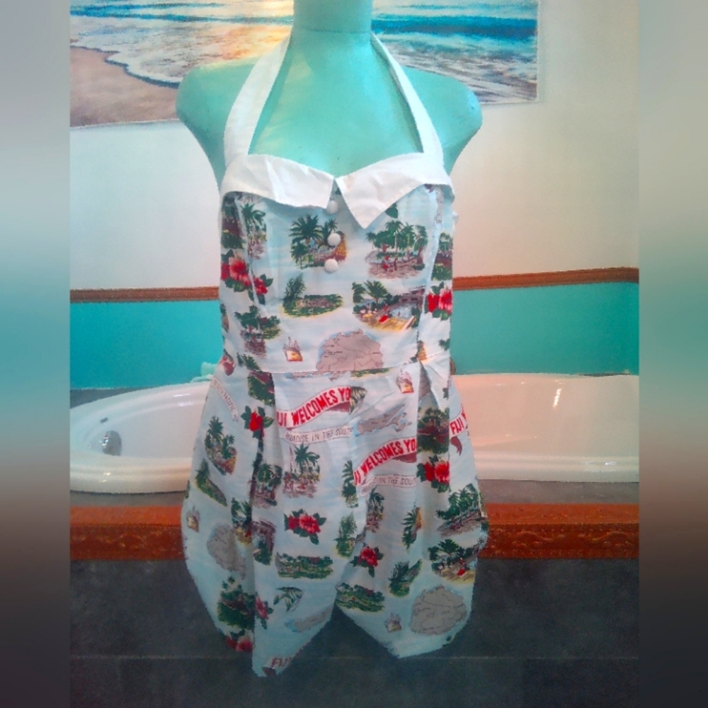 Hell bunny Vixens size xl  Hawaiian romper